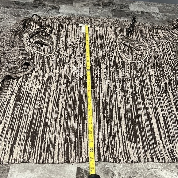 Tweeds Shark‎ Bite Cardigan Size Small - Picture 11 of 12